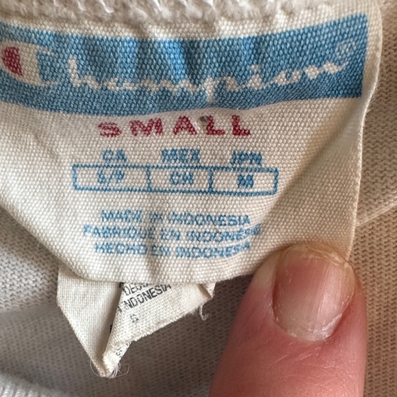 Champion Y2K White Tee with Blue and Red Logo - small - 100% cotton - Picture 2 of 5